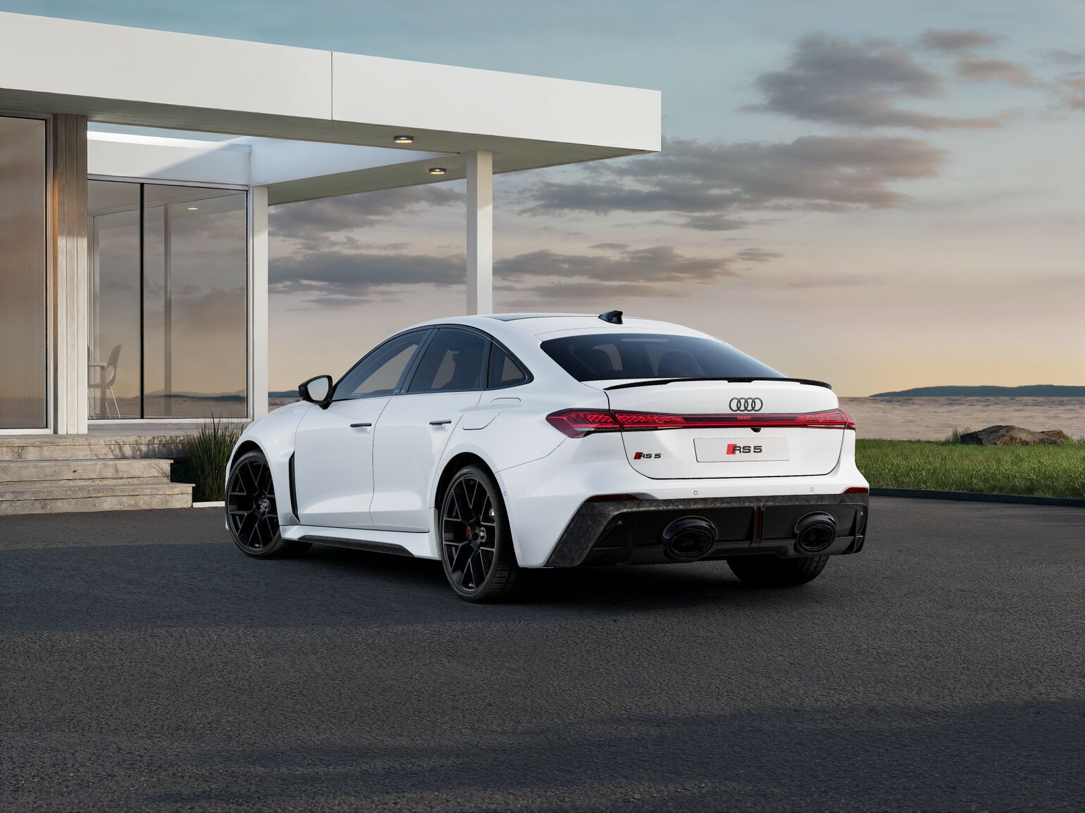 RS5 Sedan
