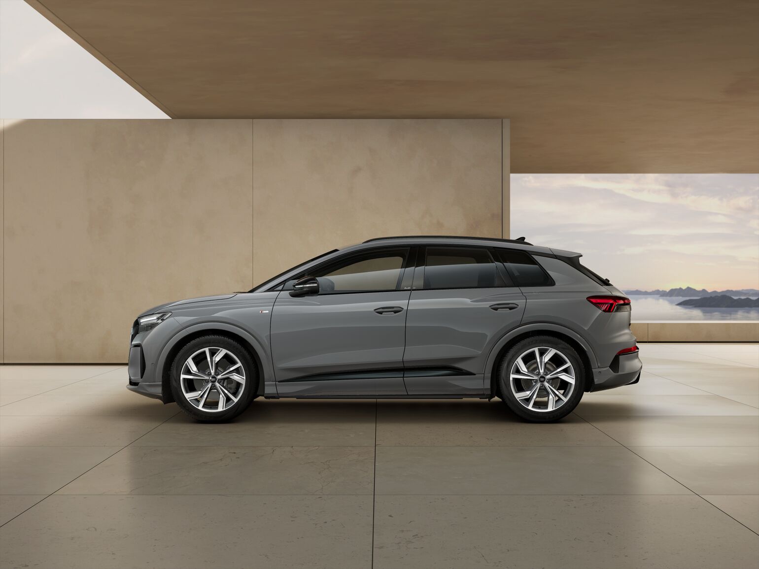 Q4 e-tron S line Plus