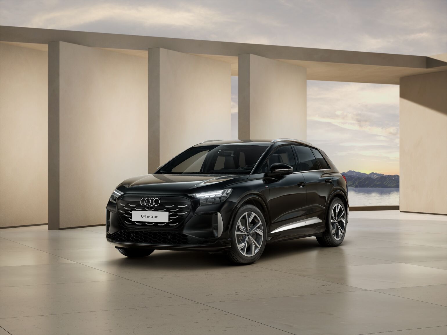 Q4 e-tron S line Plus