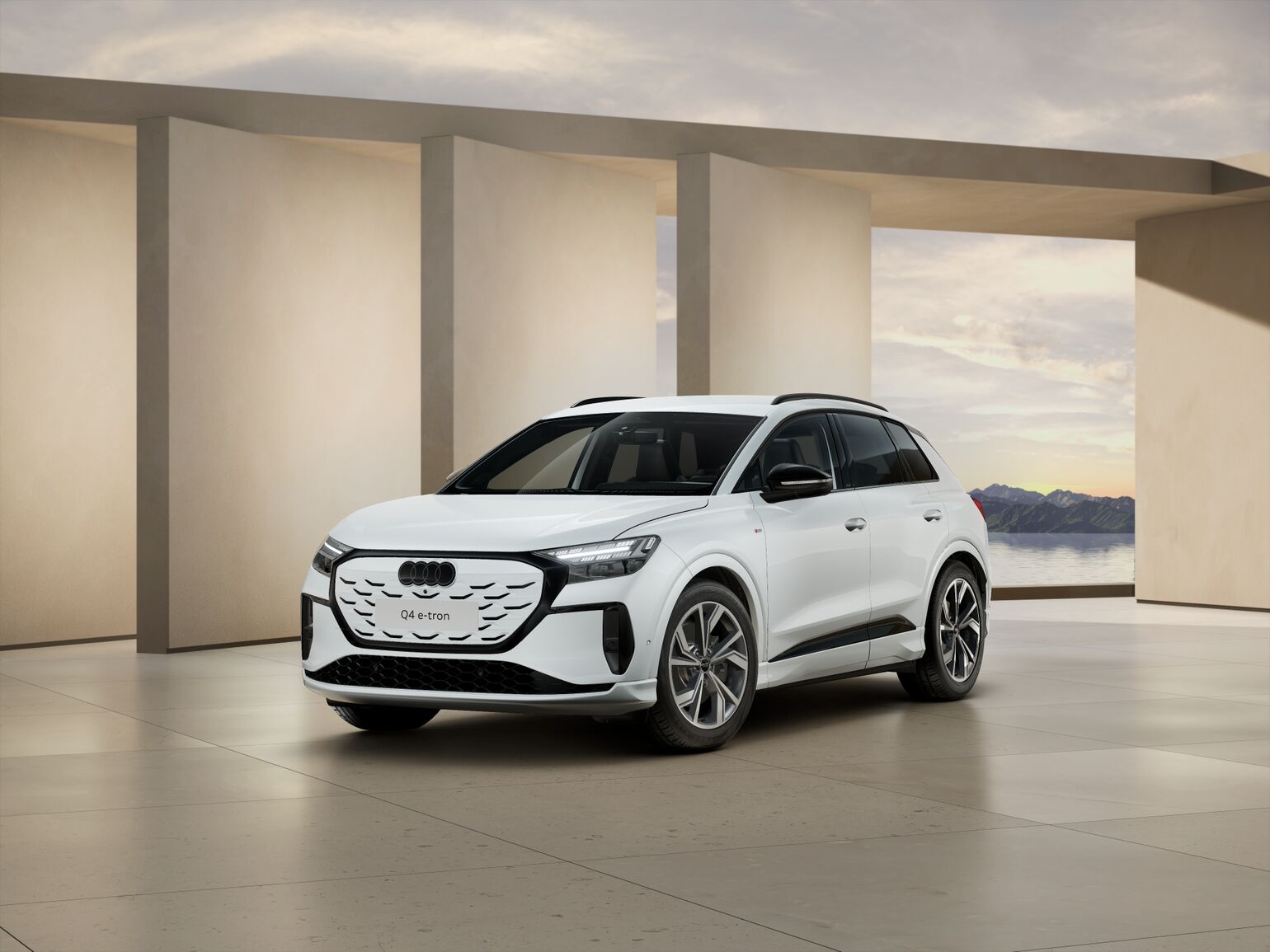 Q4 e-tron S line Plus