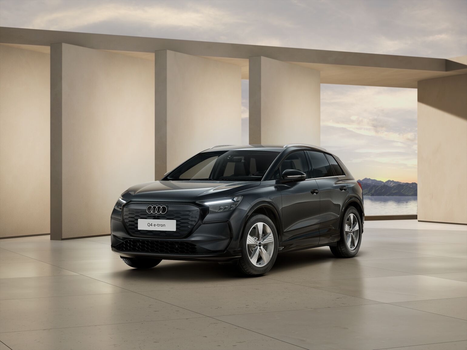 Q4 e-tron Business Executive