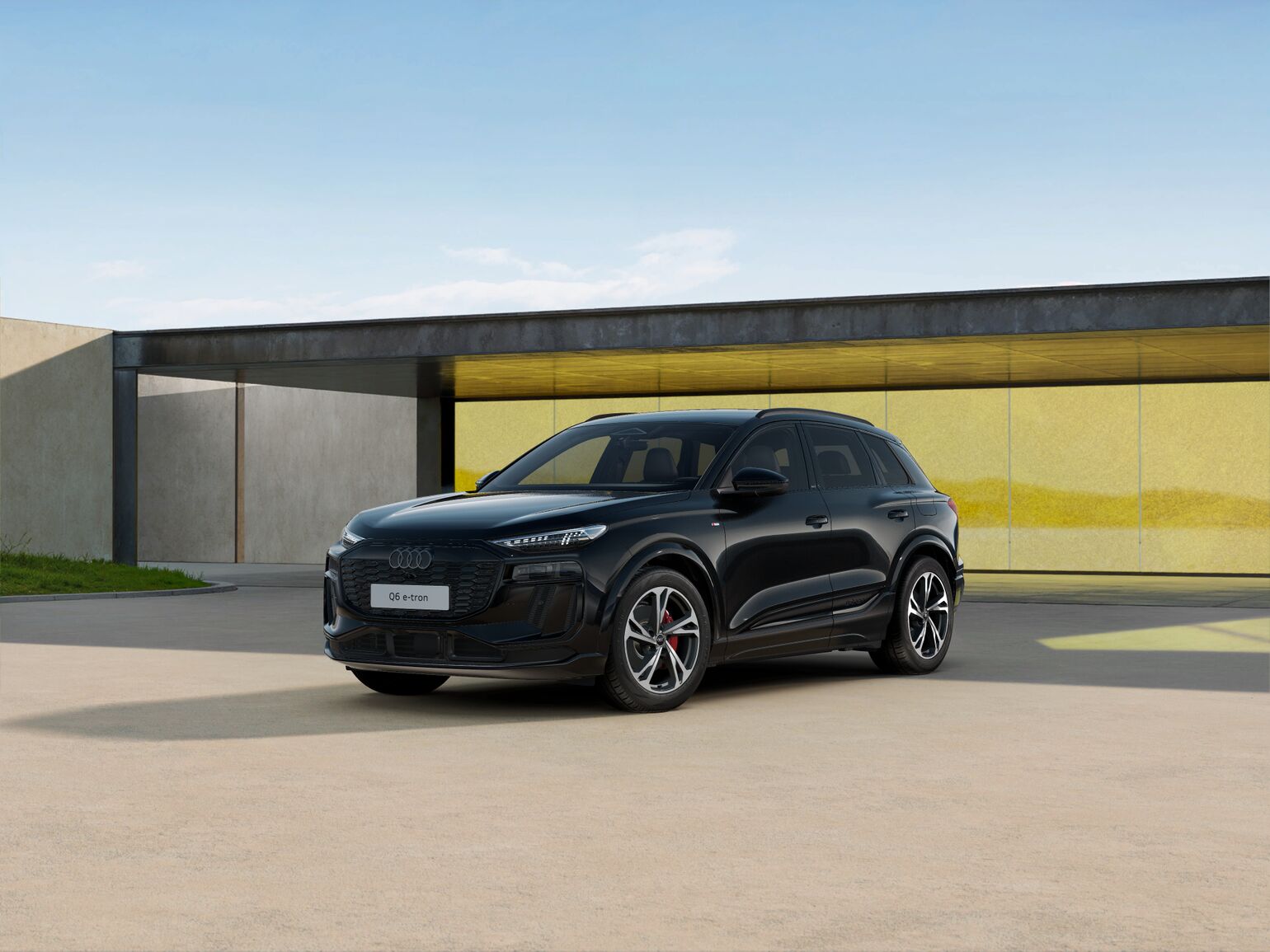 Q6 e-tron S line