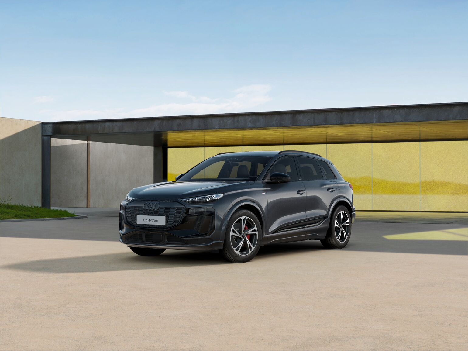 Q6 e-tron S line