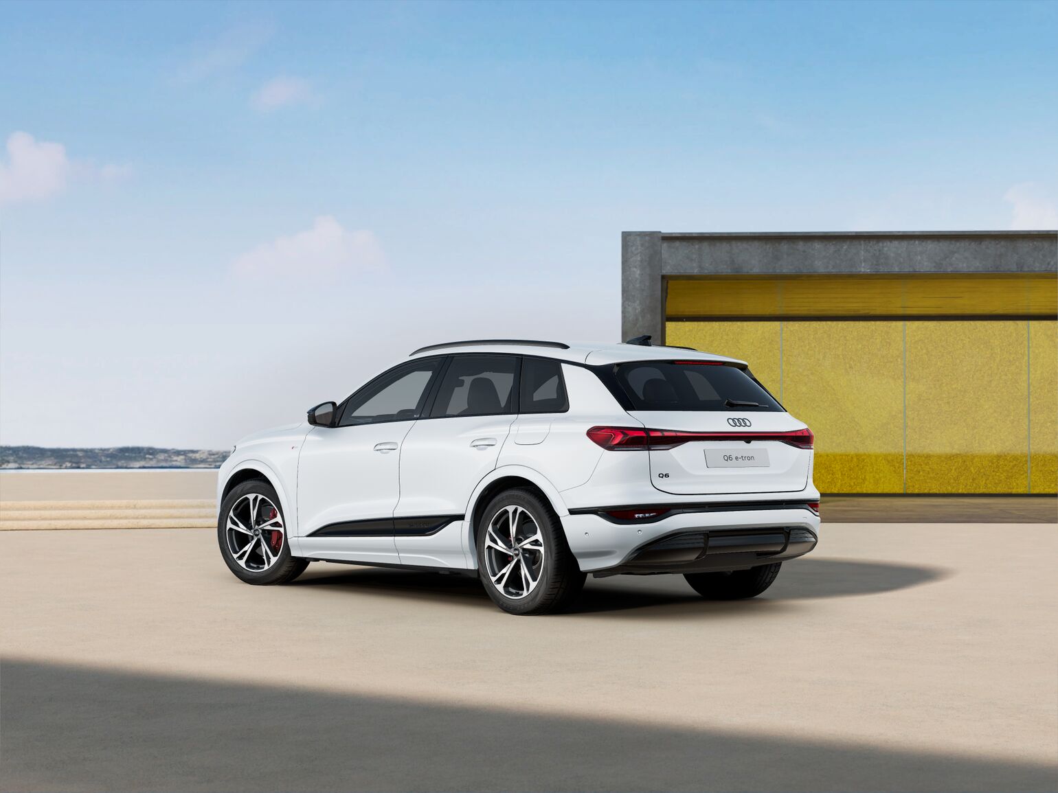 Q6 e-tron S line